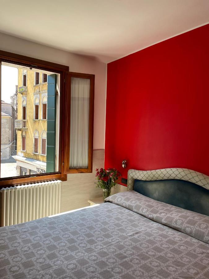 Hotel San Geremia Венеция Екстериор снимка
