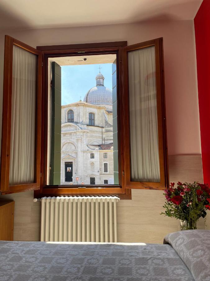 Hotel San Geremia Венеция Екстериор снимка