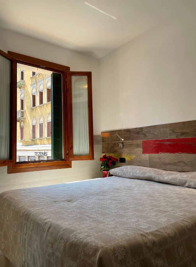 Hotel San Geremia Венеция Екстериор снимка