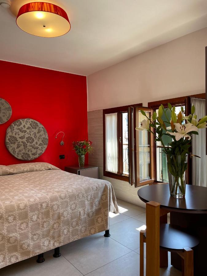 Hotel San Geremia Венеция Екстериор снимка
