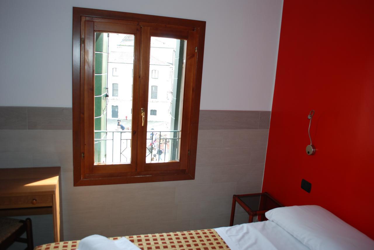 Hotel San Geremia Венеция Екстериор снимка
